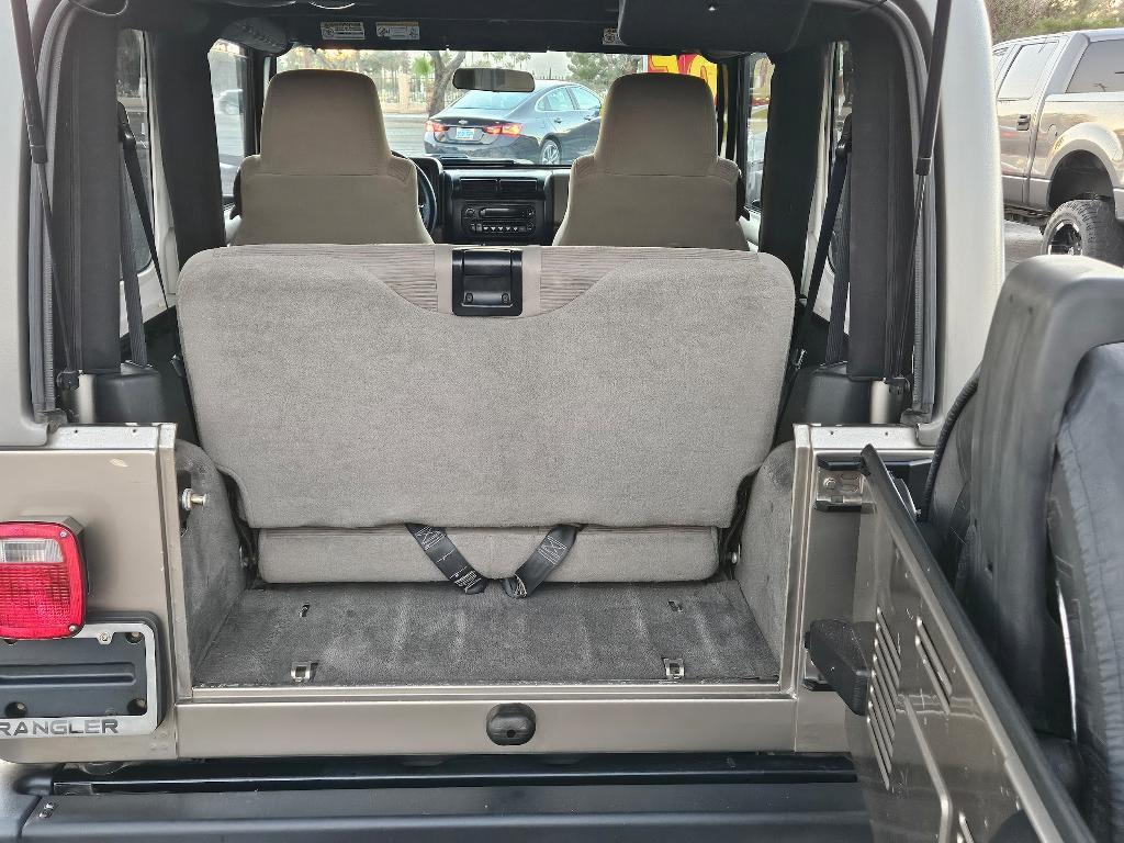 used 2005 Jeep Wrangler car, priced at $12,995