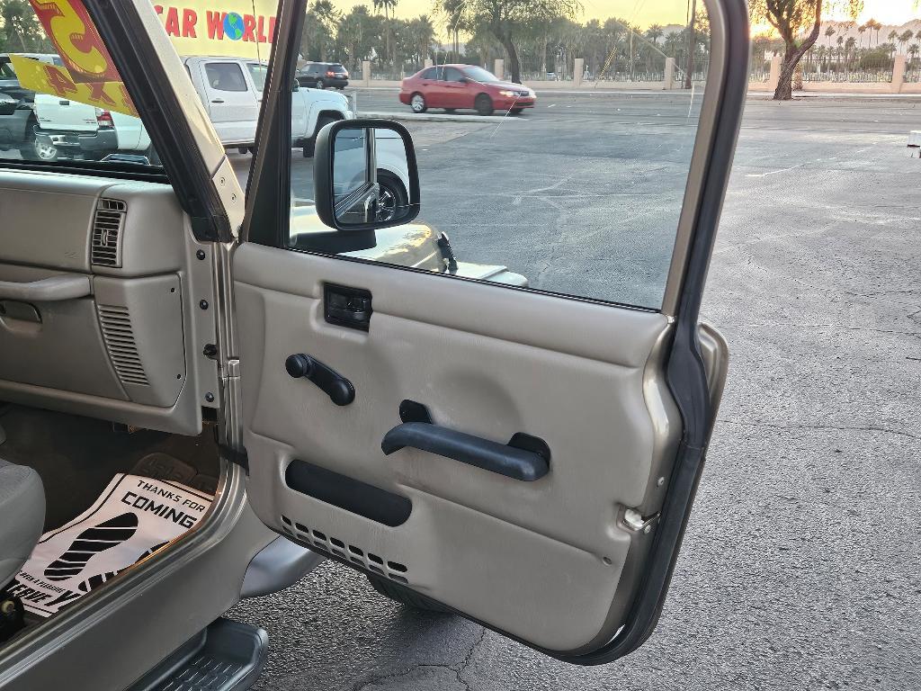 used 2005 Jeep Wrangler car, priced at $12,995