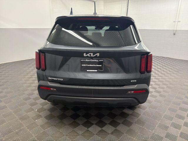 used 2023 Kia Sorento car, priced at $27,958