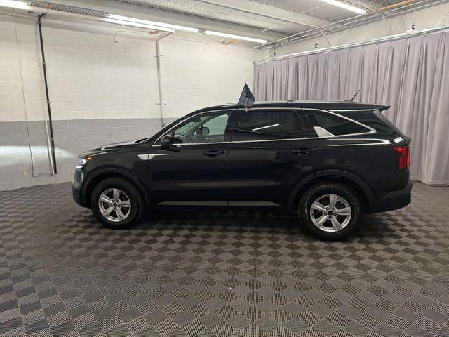 used 2023 Kia Sorento car, priced at $27,738