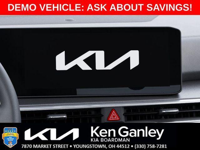 new 2025 Kia Sorento car, priced at $33,750