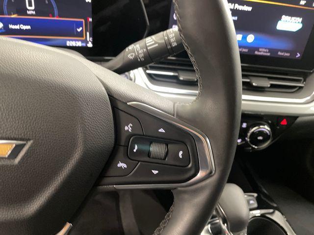 used 2025 Chevrolet Trax car, priced at $22,553