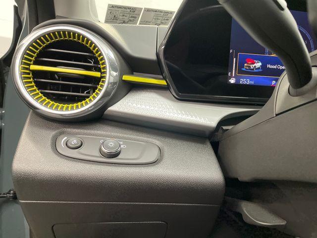 used 2025 Chevrolet Trax car, priced at $22,553