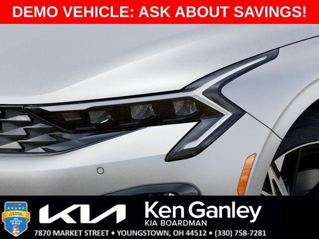 new 2025 Kia K5 car, priced at $30,245