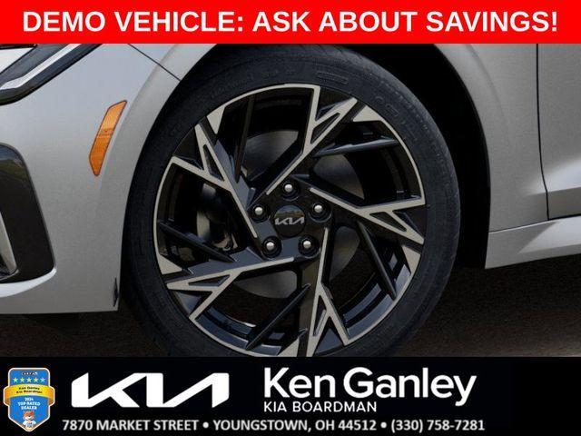 new 2025 Kia K5 car, priced at $30,245