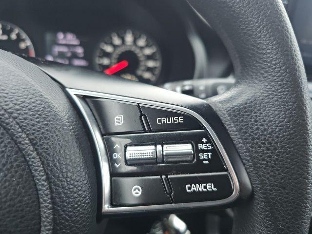 used 2023 Kia Seltos car, priced at $21,052