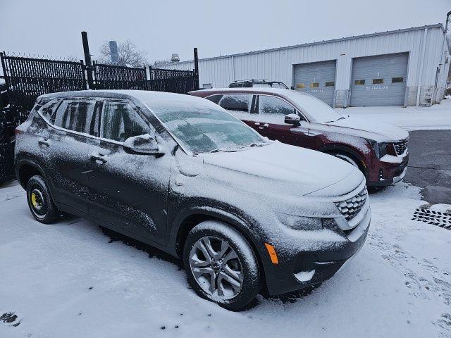 used 2023 Kia Seltos car, priced at $21,052