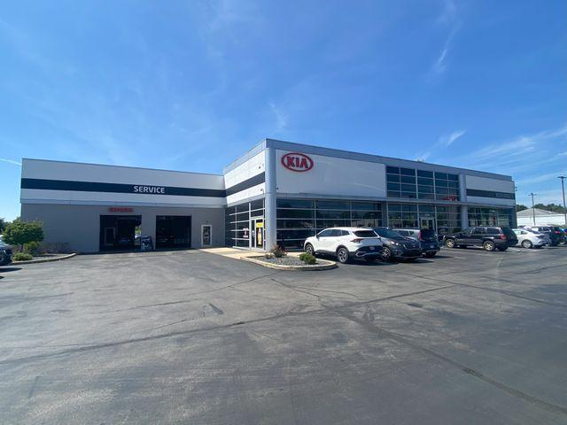 used 2023 Kia K5 car, priced at $22,027