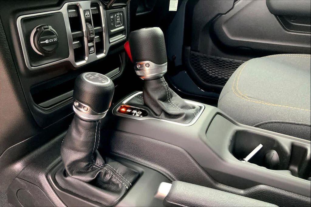 new 2026 Jeep Wrangler car, priced at $43,124