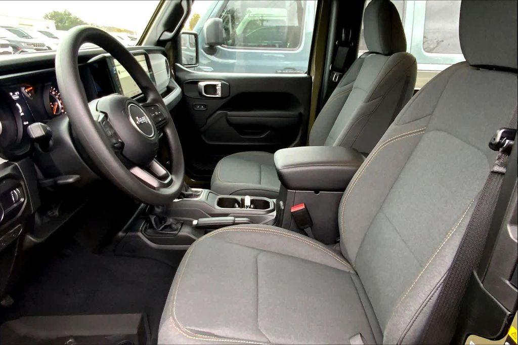 new 2026 Jeep Wrangler car, priced at $37,023