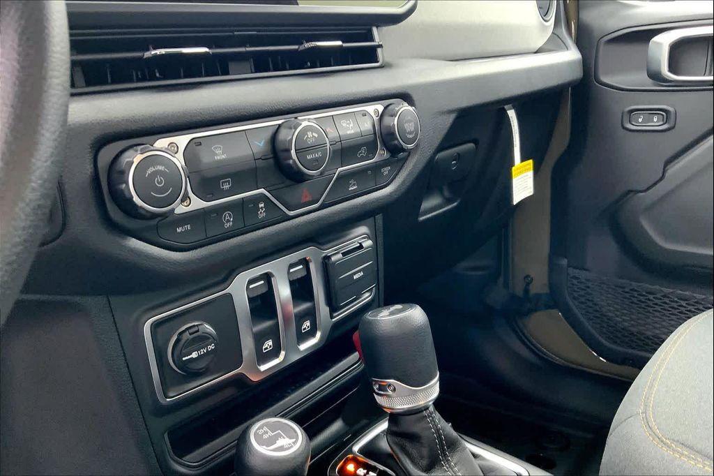 new 2026 Jeep Wrangler car, priced at $37,023