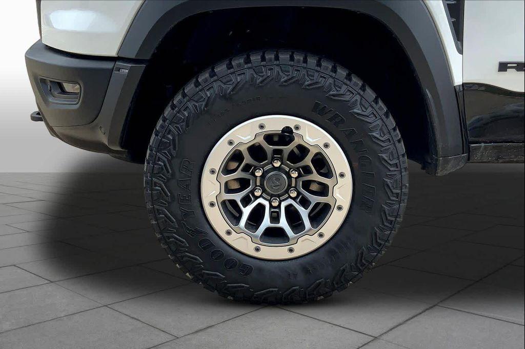 new 2026 Ram 1500 car, priced at $76,156