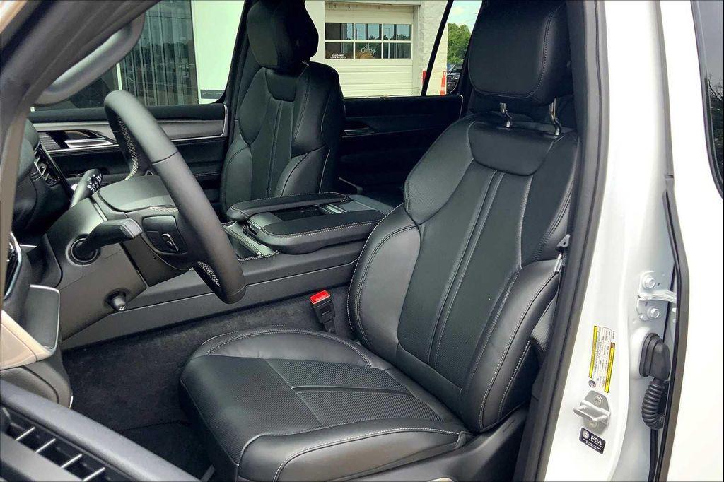 new 2025 Jeep Wagoneer car, priced at $62,999