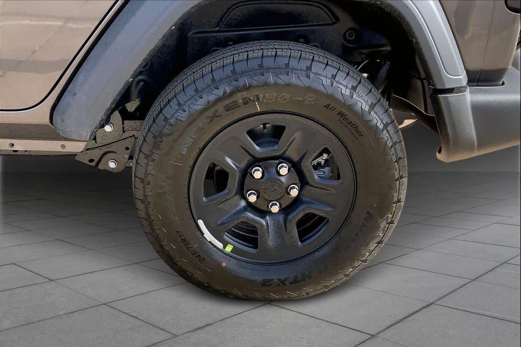 new 2026 Jeep Wrangler car, priced at $42,457