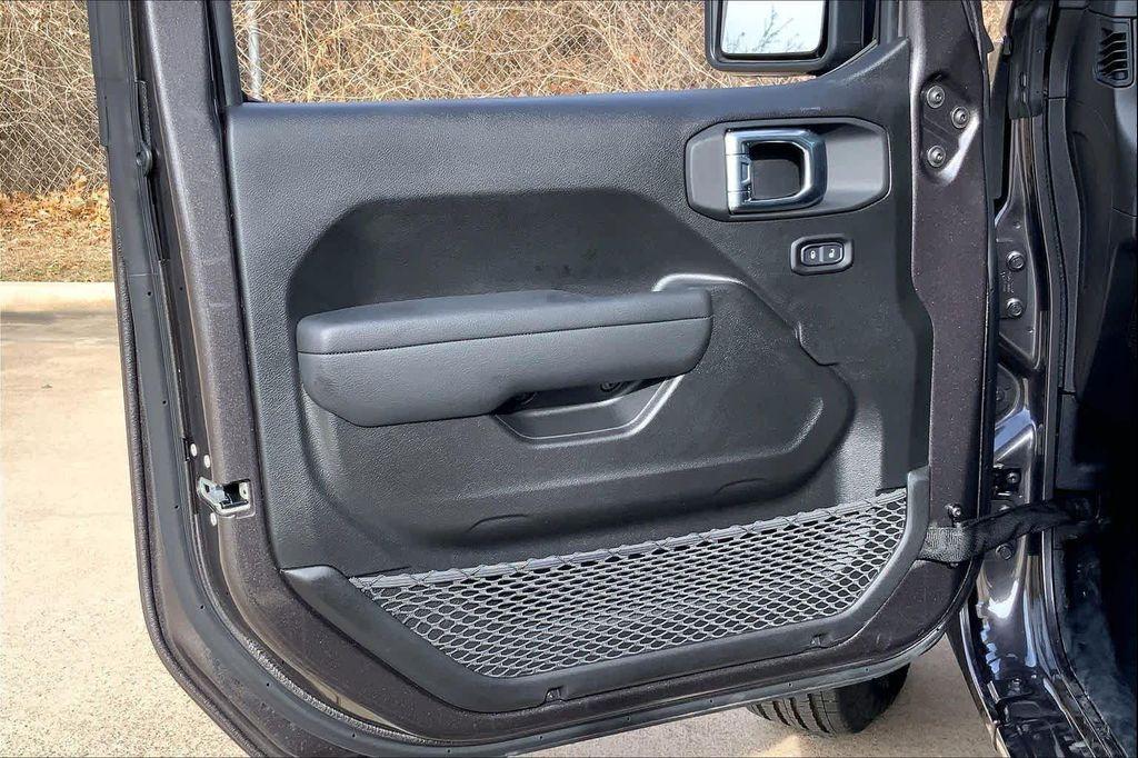 new 2026 Jeep Wrangler car, priced at $42,457