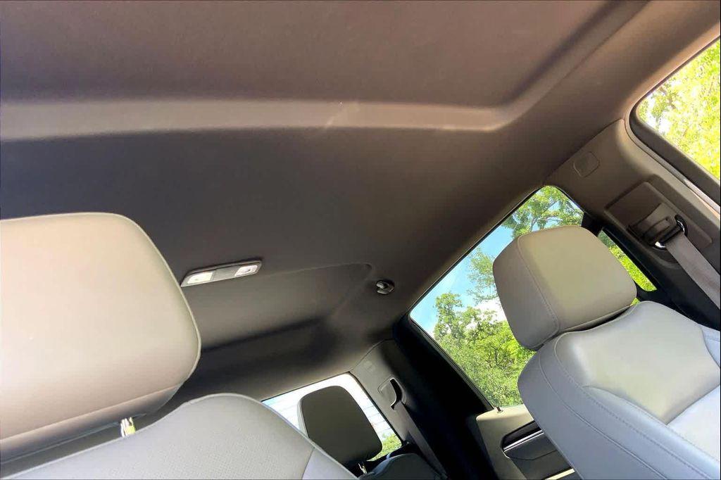 used 2025 GMC Sierra 1500 car, priced at $42,915