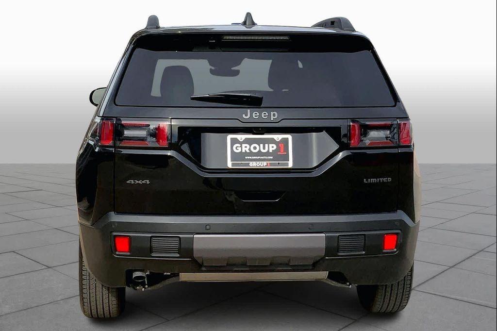 new 2026 Jeep Cherokee car, priced at $38,272