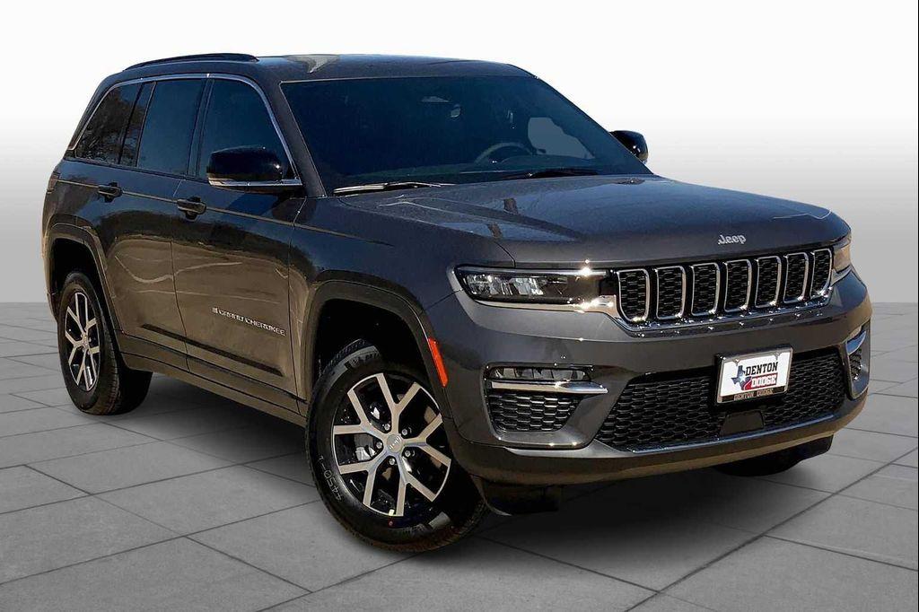 new 2025 Jeep Grand Cherokee car, priced at $38,190