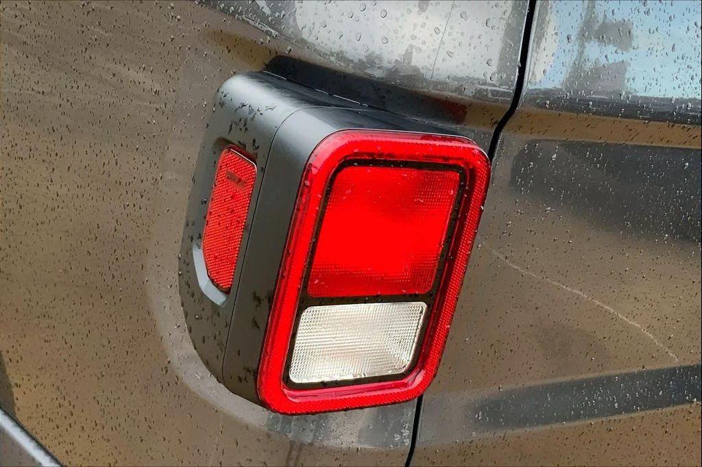 new 2026 Jeep Gladiator car, priced at $43,759