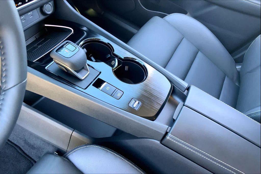 used 2025 Nissan Rogue car, priced at $27,999