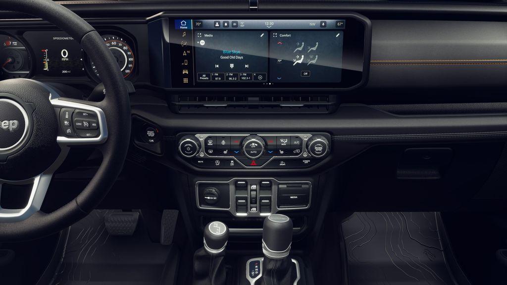 new 2026 Jeep Gladiator car, priced at $46,730