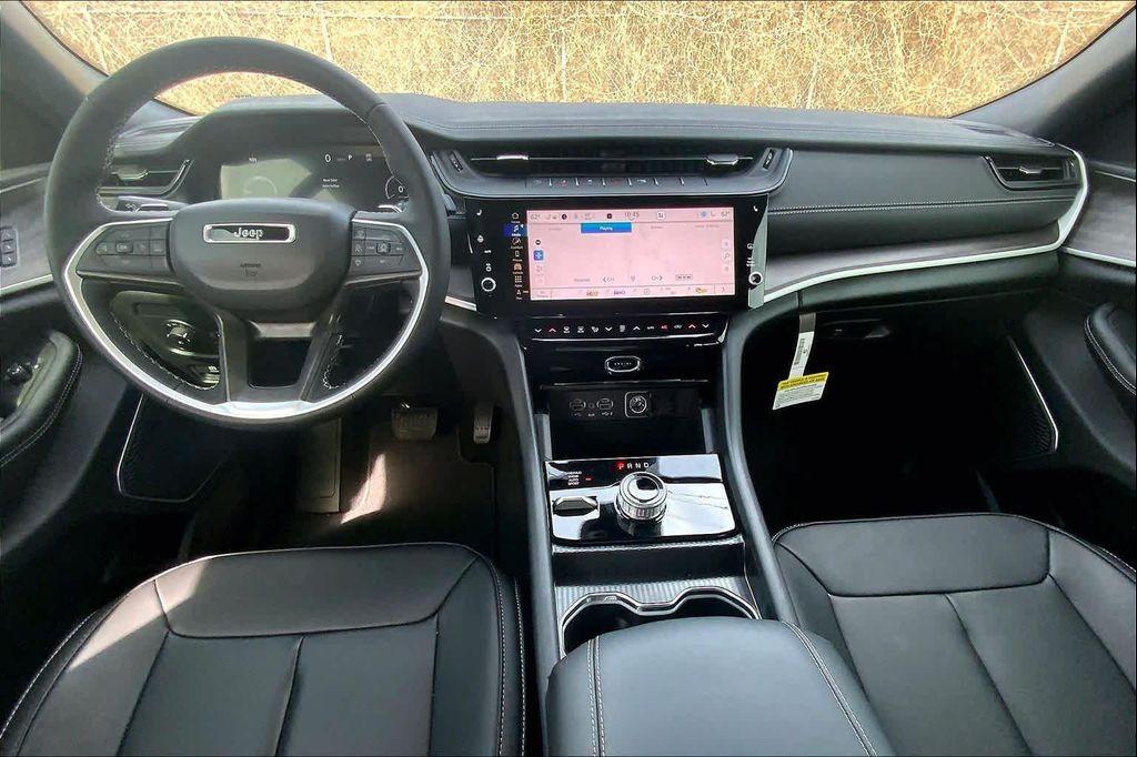 new 2026 Jeep Grand Cherokee car, priced at $44,853