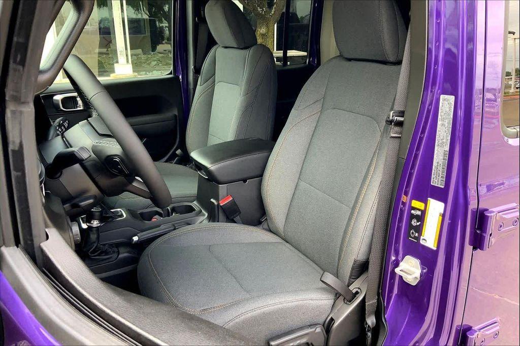 new 2026 Jeep Wrangler car, priced at $48,442