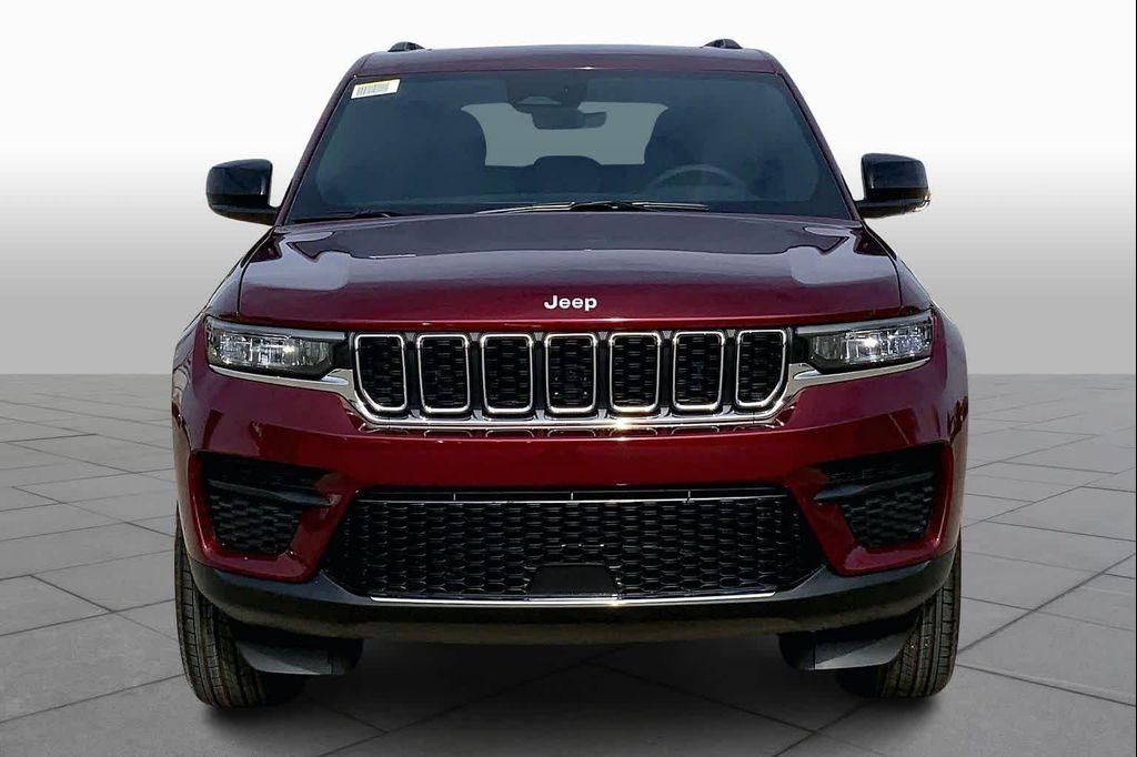 new 2026 Jeep Grand Cherokee car, priced at $36,725