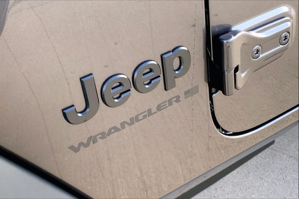 new 2026 Jeep Wrangler car, priced at $41,445