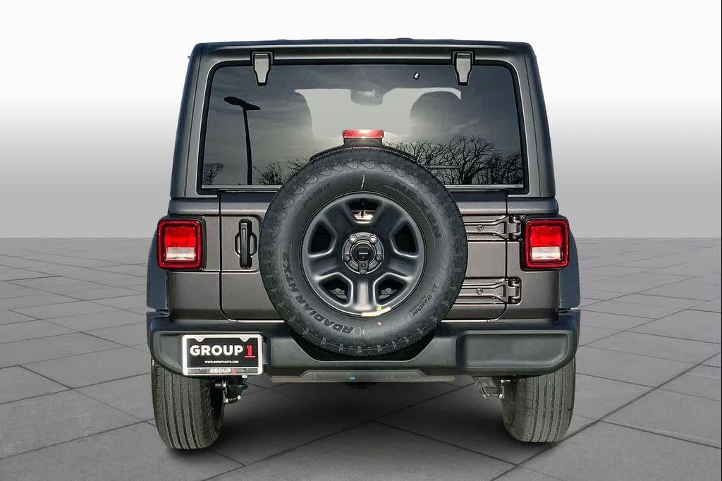 new 2026 Jeep Wrangler car, priced at $41,445