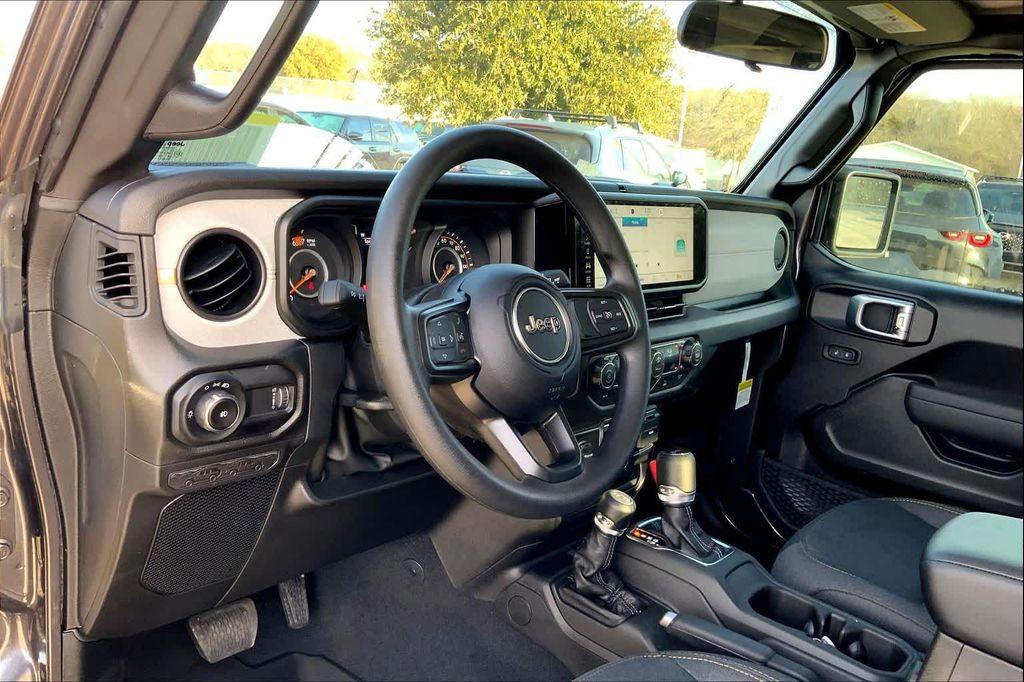 new 2026 Jeep Wrangler car, priced at $41,445