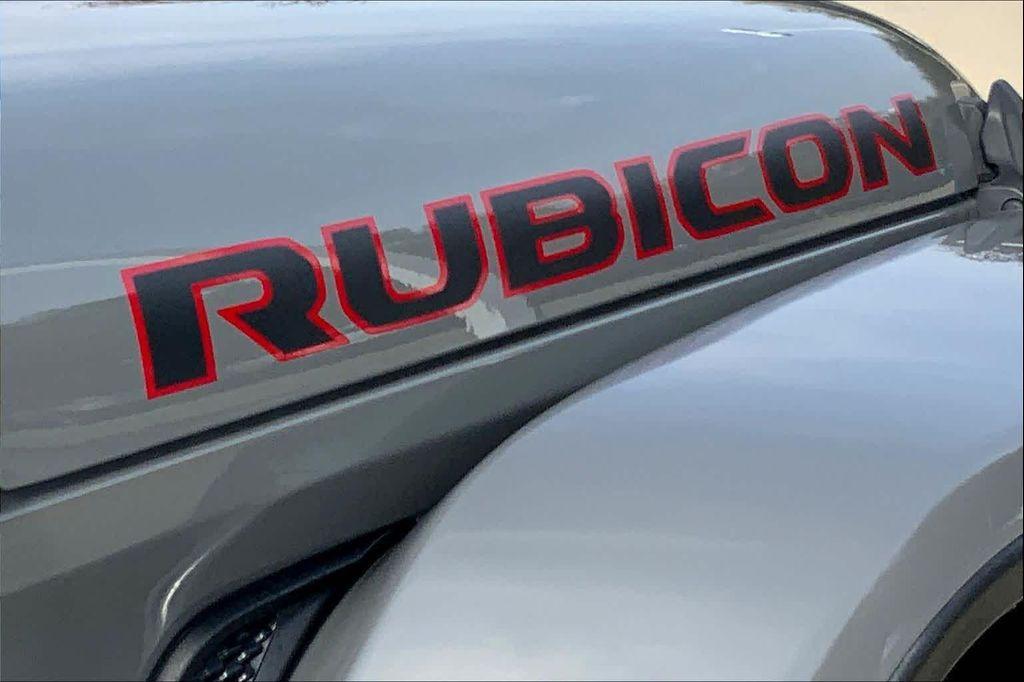 used 2021 Jeep Gladiator car, priced at $30,190