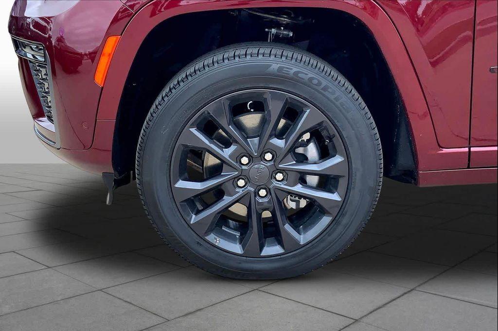 new 2026 Jeep Grand Cherokee L car, priced at $51,686