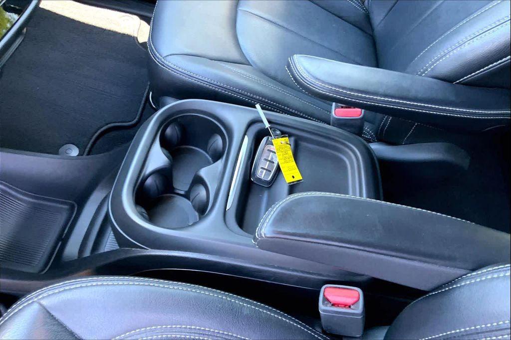 used 2019 Chrysler Pacifica car, priced at $22,215