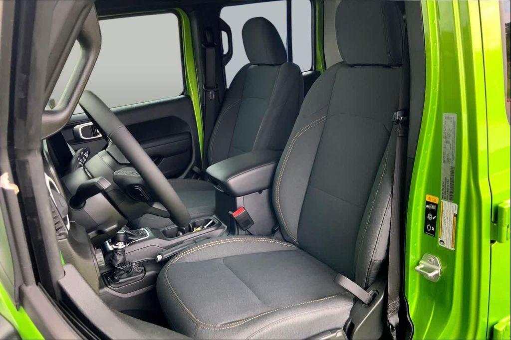 new 2026 Jeep Wrangler car, priced at $50,577