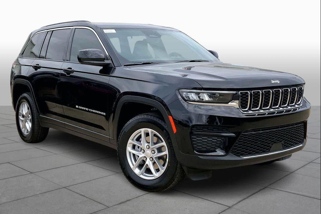 new 2026 Jeep Grand Cherokee car, priced at $41,218