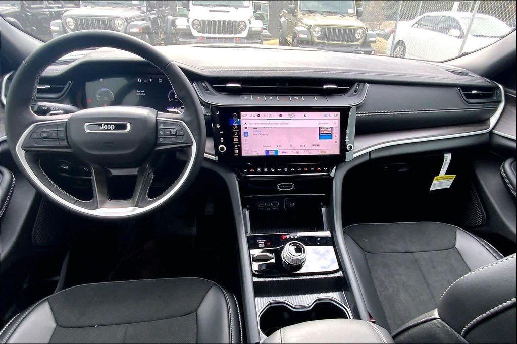 new 2026 Jeep Grand Cherokee L car, priced at $46,277