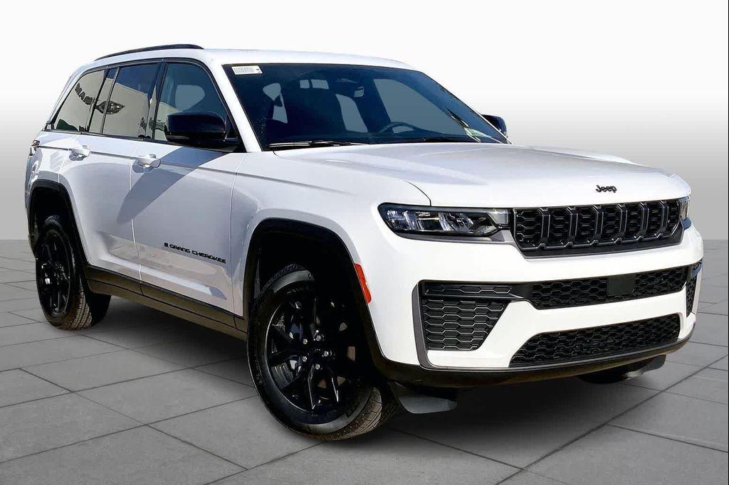 new 2026 Jeep Grand Cherokee car, priced at $43,061