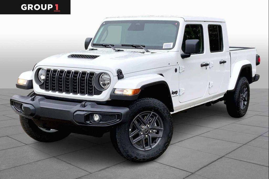 new 2026 Jeep Gladiator car, priced at $49,001