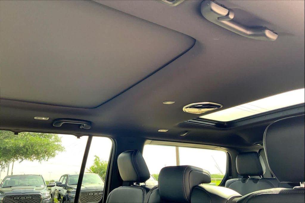 new 2026 Jeep Grand Wagoneer car, priced at $81,171