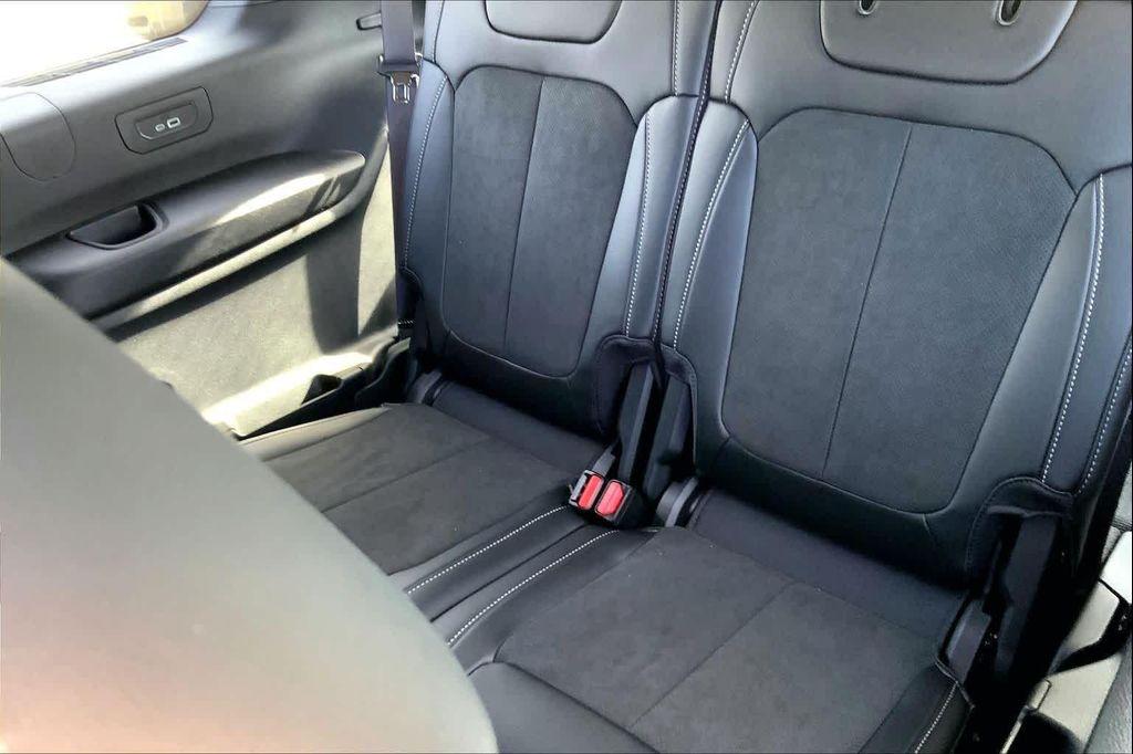 new 2026 Jeep Grand Cherokee L car, priced at $44,731