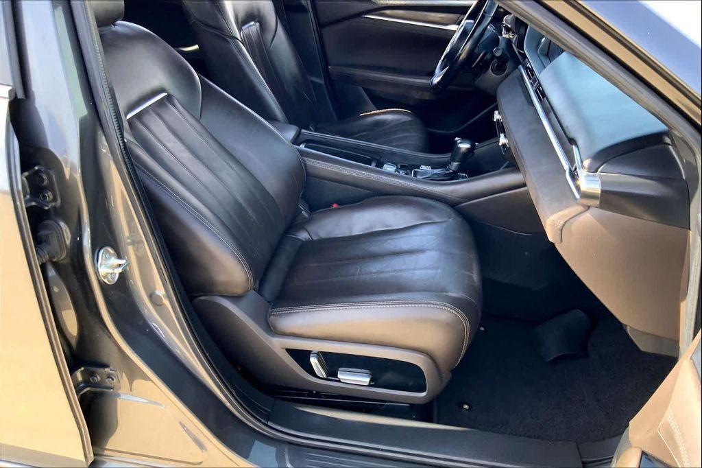 used 2018 Mazda Mazda6 car, priced at $14,990