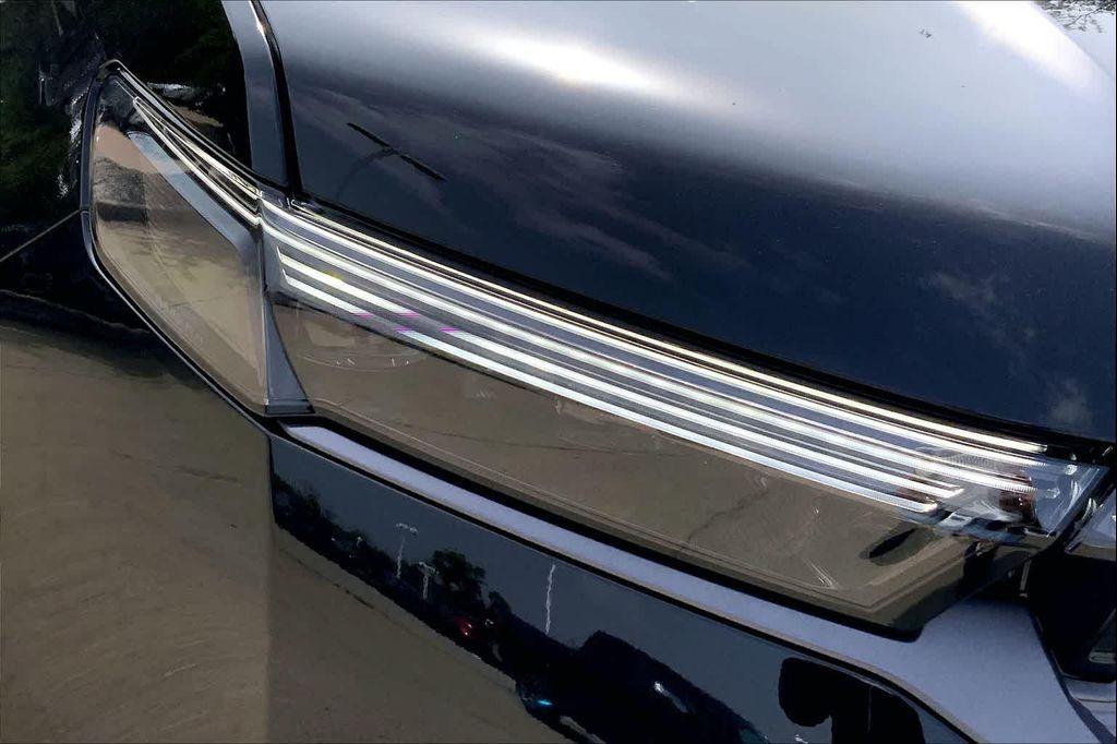 new 2026 Jeep Grand Wagoneer car, priced at $93,787