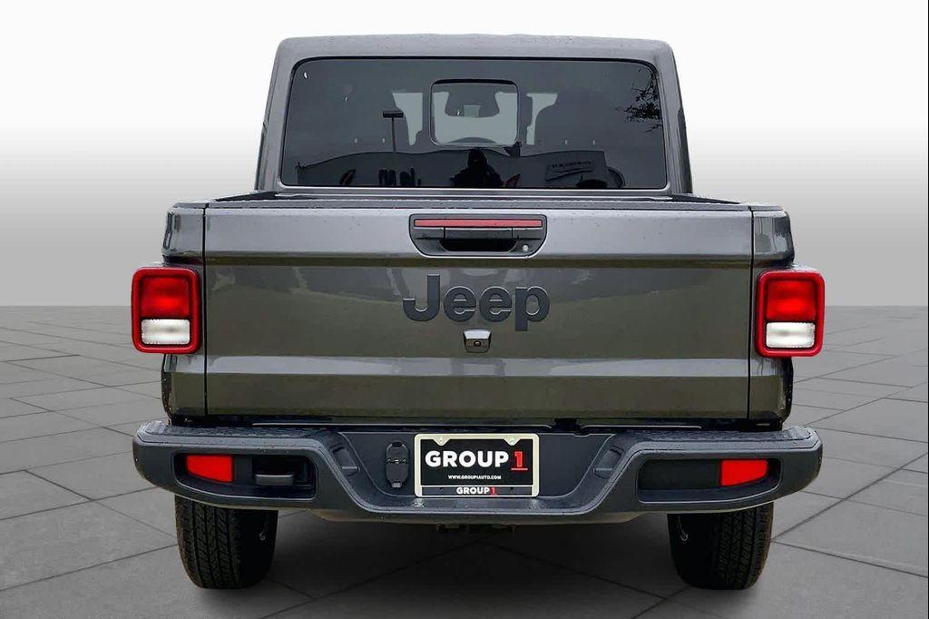 new 2026 Jeep Gladiator car, priced at $43,696