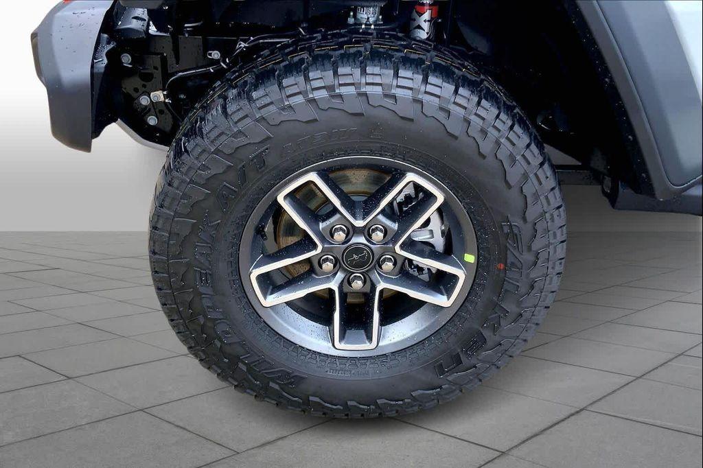 new 2026 Jeep Gladiator car, priced at $47,969
