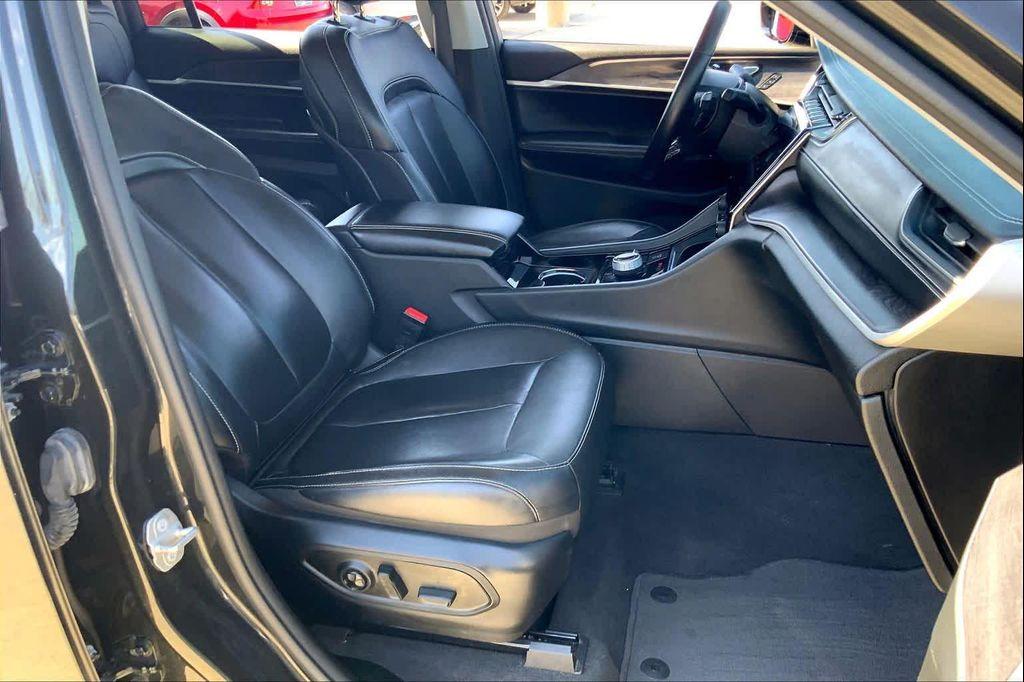 used 2022 Jeep Grand Cherokee L car, priced at $24,890