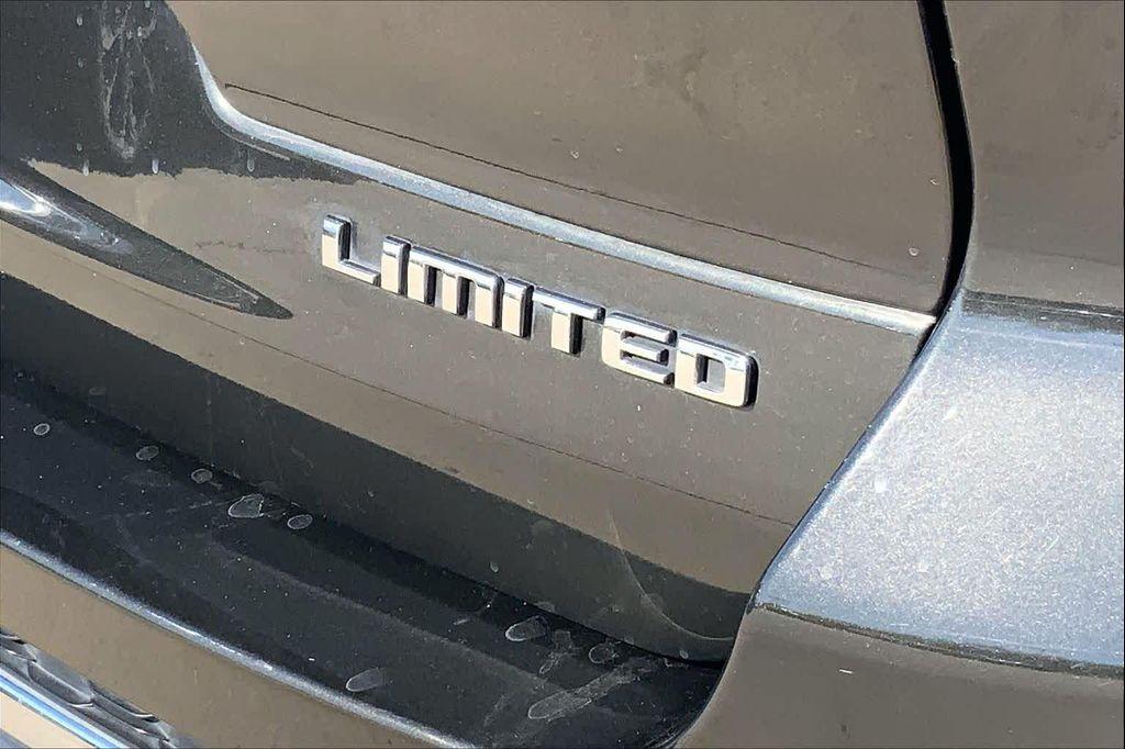 used 2022 Jeep Grand Cherokee L car, priced at $24,890