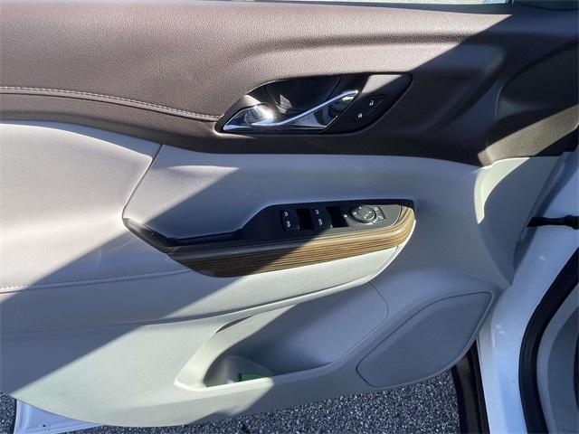 used 2022 GMC Acadia car, priced at $23,950