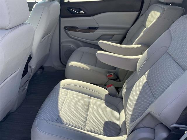 used 2022 GMC Acadia car, priced at $23,950