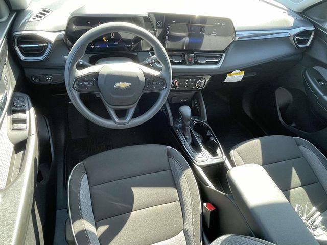 used 2025 Chevrolet TrailBlazer car, priced at $23,896
